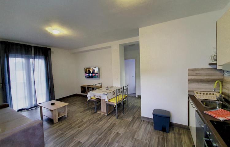 Apartmani Kurjakovic - プナト エクステリア 写真