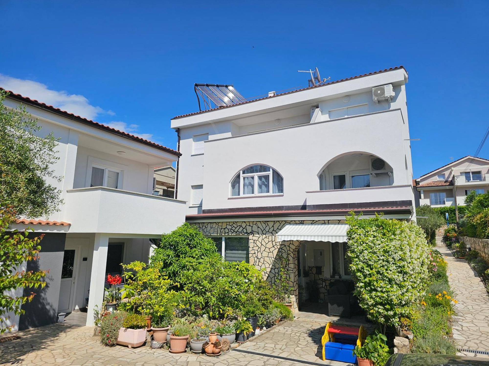 Apartmani Kurjakovic - プナト エクステリア 写真